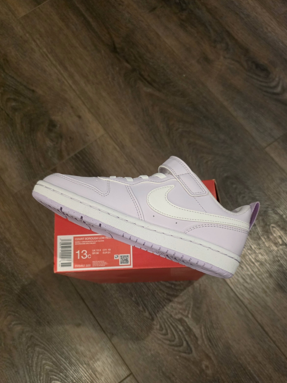 Nike Kids Lavender and White Low-Top Sneakers Sz 13